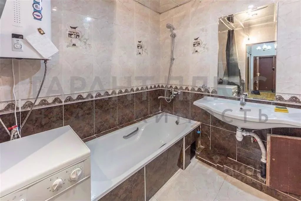 3-к кв. Липецкая область, Липецк Коммунальная ул., 10 (110.0 м) - Фото 2