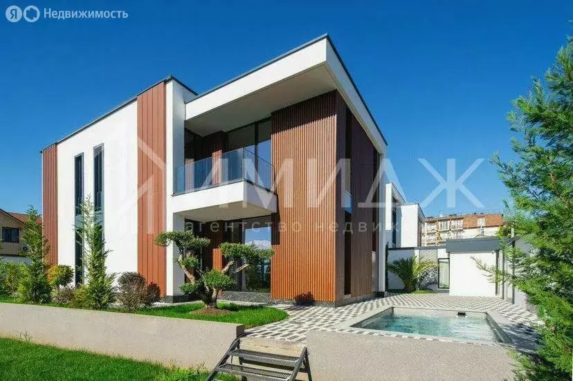 Дом в Сириус, улица Камелий (250 м) - Фото 1