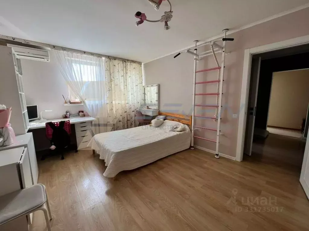 3-к кв. Севастополь ул. Астана Кесаева, 14В (74.9 м) - Фото 1