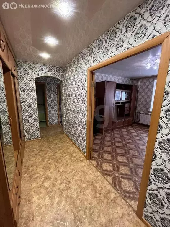 2-комнатная квартира: Прокопьевск, улица Жолтовского, 18 (53.7 м) - Фото 0