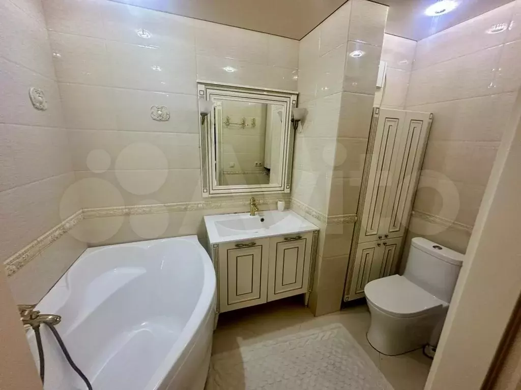 3-к. квартира, 100 м, 7/9 эт. - Фото 0