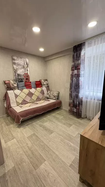 1-к. квартира, 30 м, 1/4 эт. - Фото 1