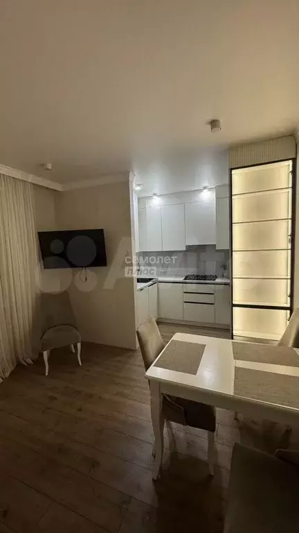 1-к. квартира, 50 м, 8/10 эт. - Фото 1
