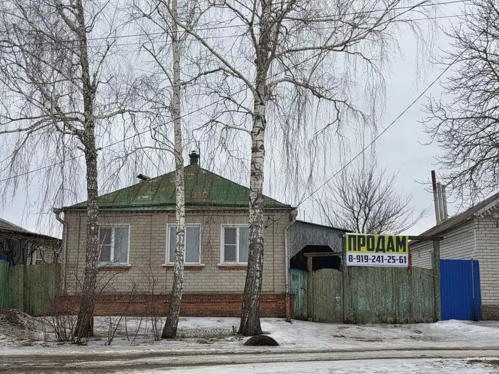 Дом в Воронежская область, Острогожск Первомайская ул., 67 (51 м) - Фото 1