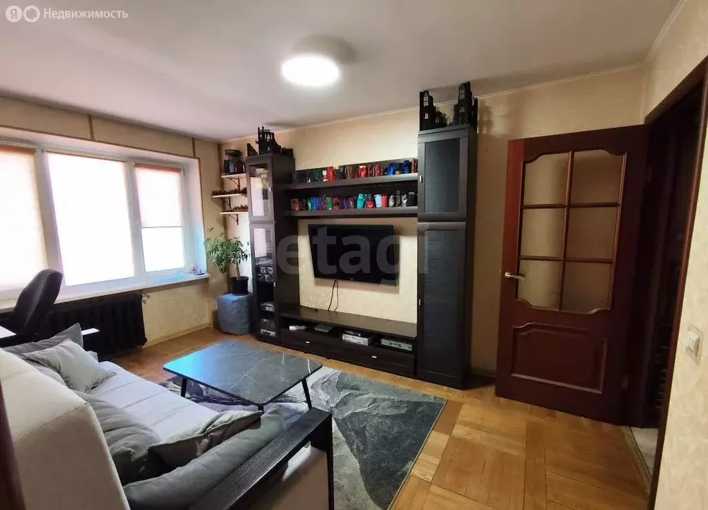 3-комнатная квартира: Калининград, улица Юрия Гагарина, 24А (51.4 м) - Фото 2