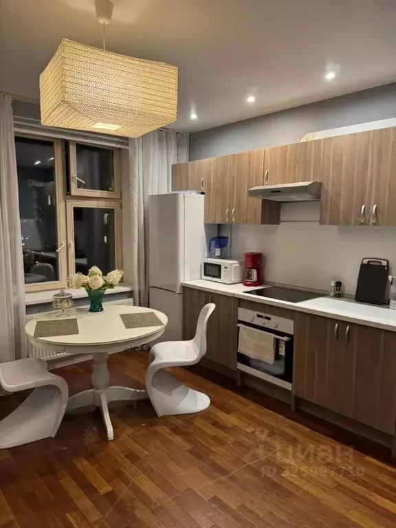 Студия Московская область, Красногорск ул. Авангардная, 6 (35.0 м) - Фото 1