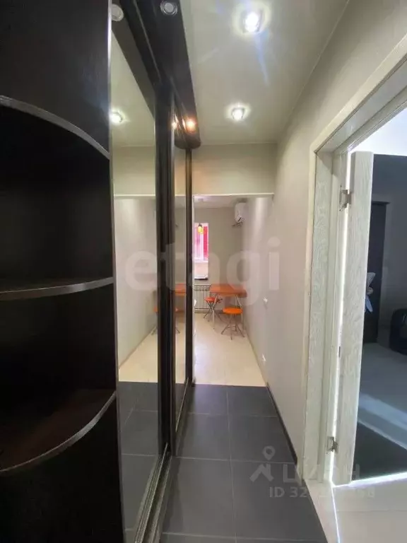 1-к кв. Владимирская область, Ковров ул. Строителей, 15/2 (42.6 м) - Фото 0