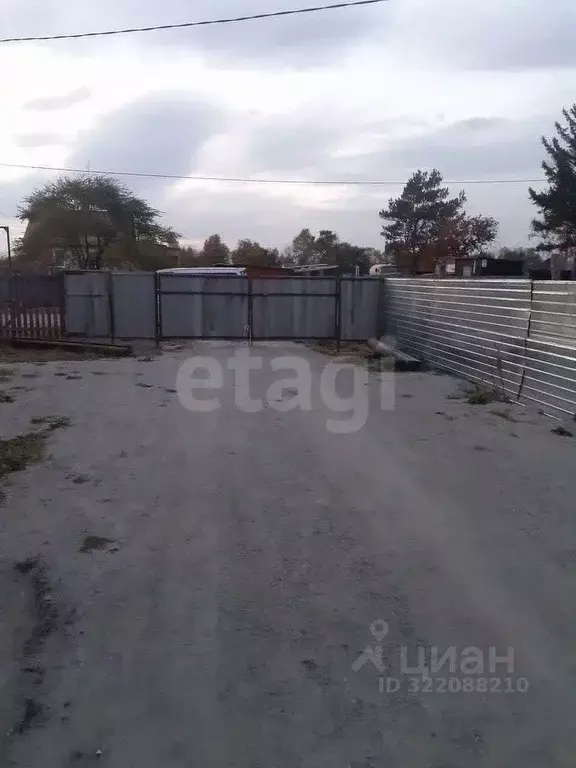 Дом в Амурская область, Октябрьский муниципальный округ, с. ... - Фото 1