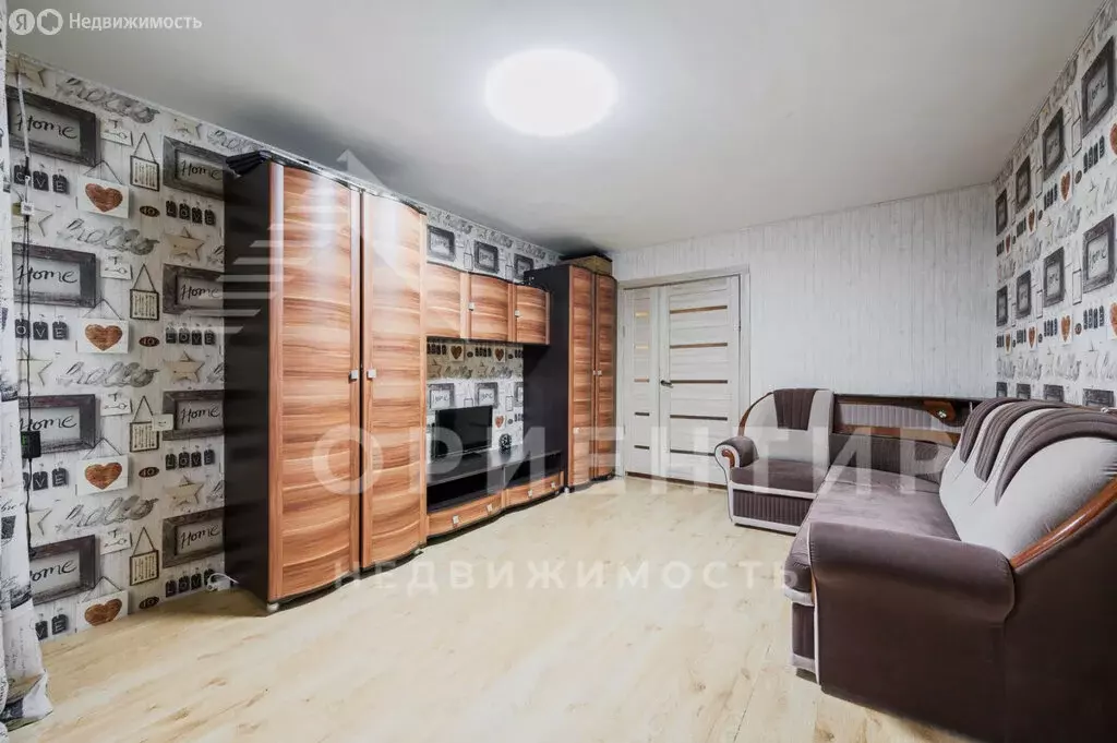 3-комнатная квартира: Екатеринбург, Латвийская улица, 41 (63.8 м) - Фото 1