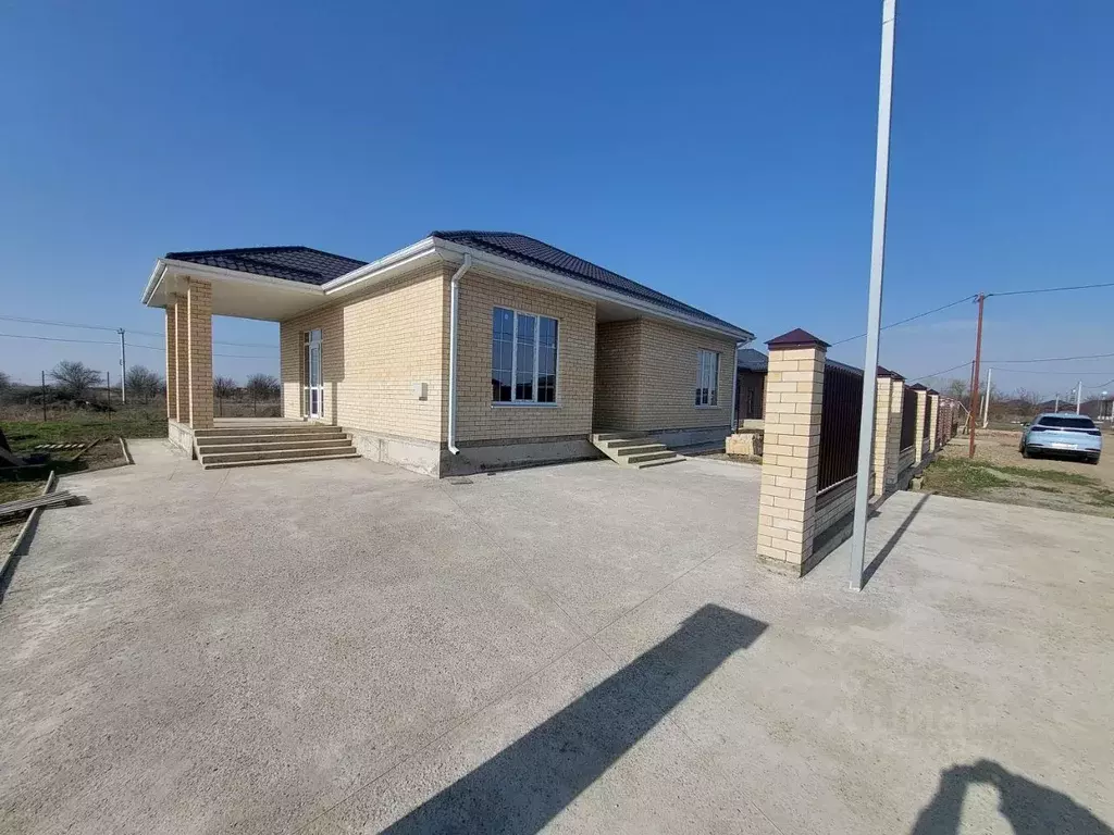 Дом в Адыгея, Тахтамукайский район, Козет аул ул. Абадзехская (112 м) - Фото 1