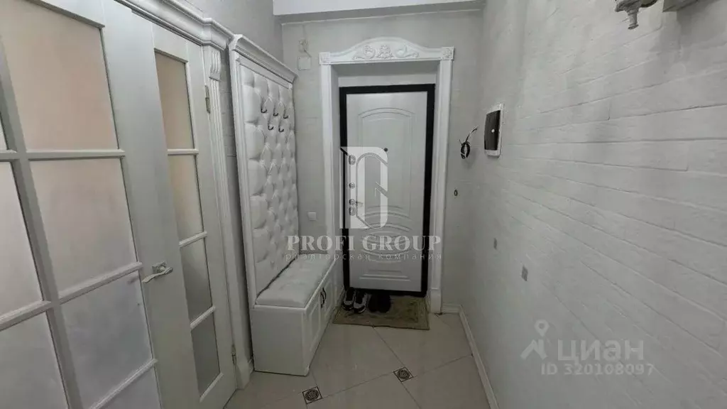 3-к кв. Дагестан, Махачкала ул. Ирчи Казака (100.0 м) - Фото 1