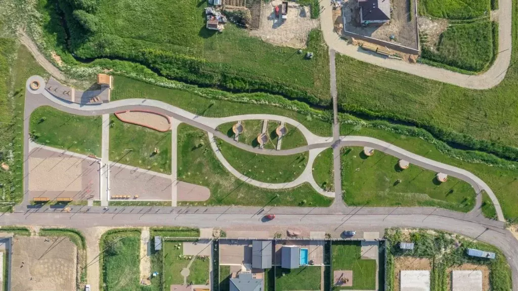 Участок в Ленинградская область, Гатчинский муниципальный округ, д. ... - Фото 1