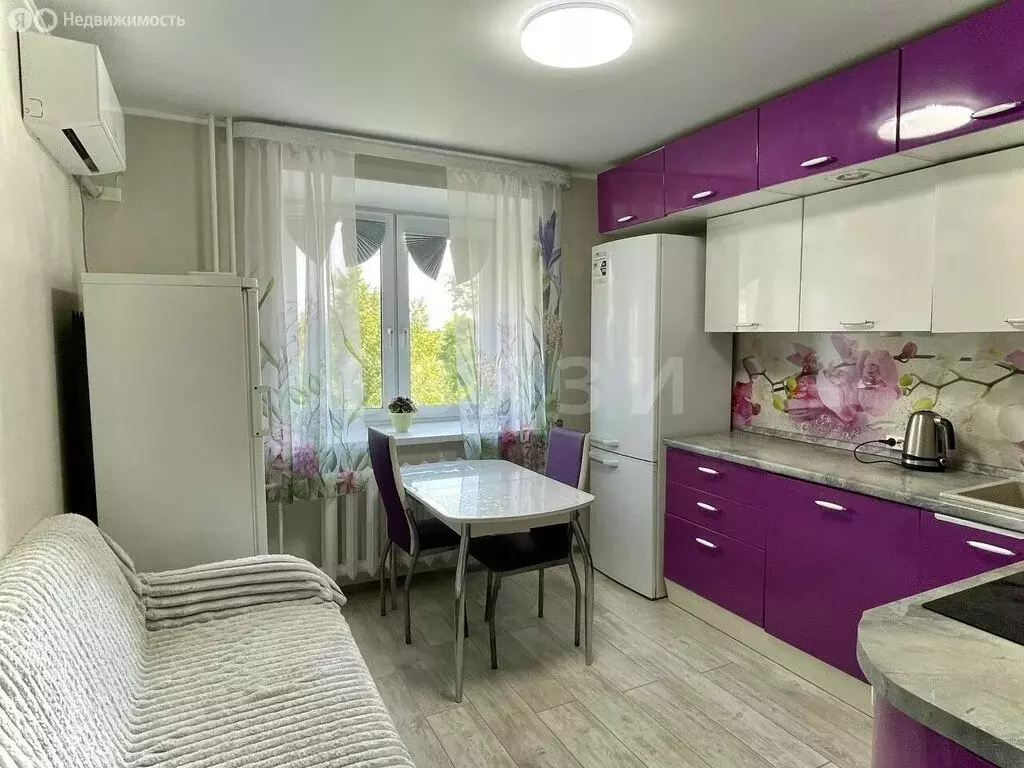 Квартира-студия: Тюмень, Боровская улица, 33 (52 м) - Фото 0