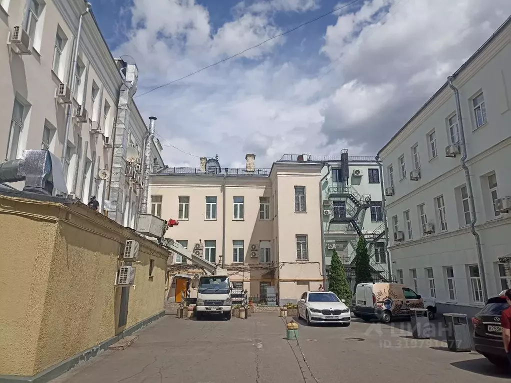 Помещение свободного назначения в Москва ул. Волхонка, 9С2 (92 м) - Фото 0