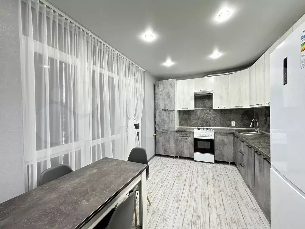 1-к. квартира, 45 м, 5/9 эт. - Фото 0