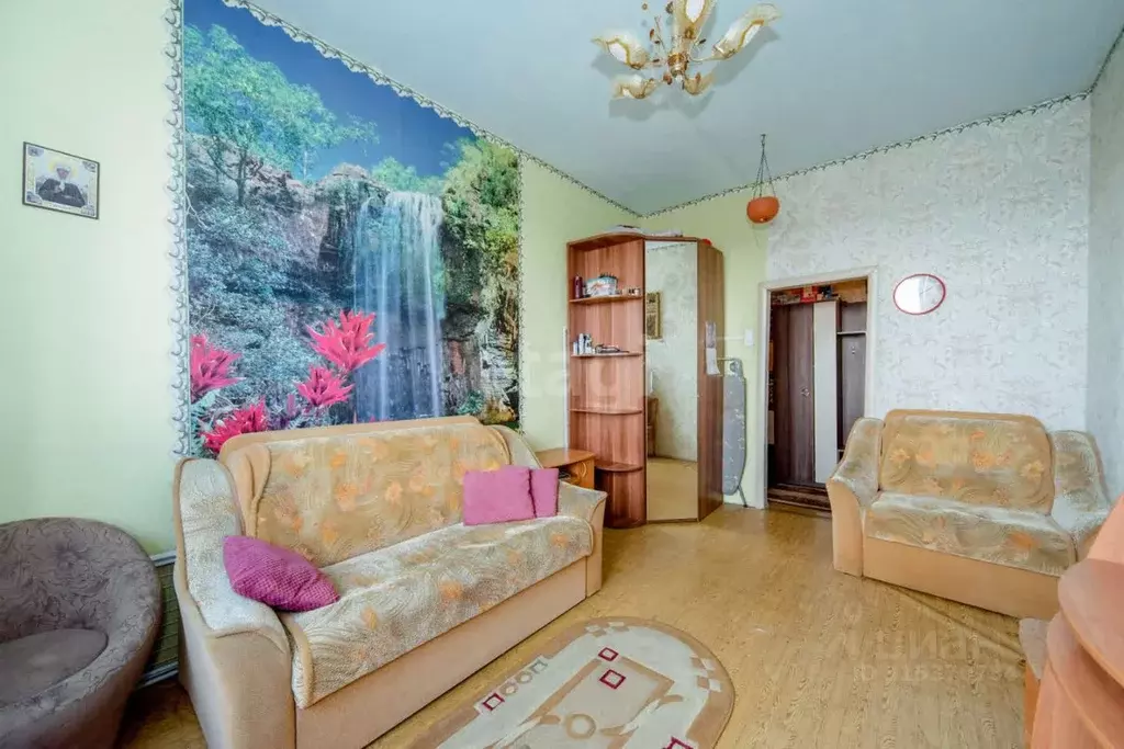 1-к кв. Алтайский край, Бийск Ленинградская ул., 33/1 (36.1 м) - Фото 0