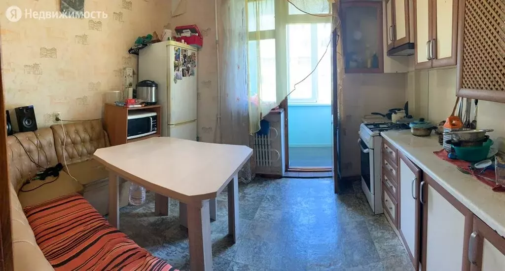 3-комнатная квартира: Евпатория, улица 9 Мая, 39б (75 м) - Фото 0