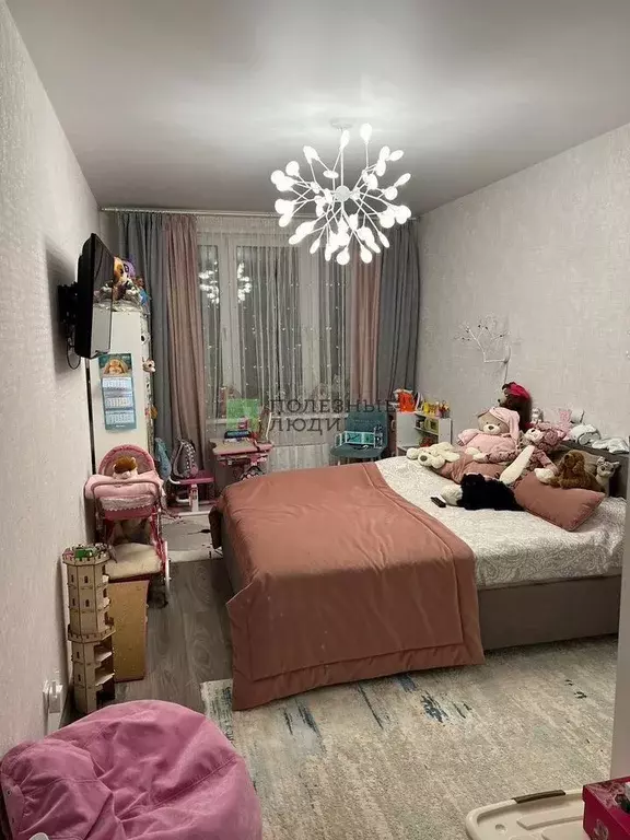 4-к кв. Красноярский край, Красноярск ул. Алексеева, 34 (107.4 м) - Фото 1