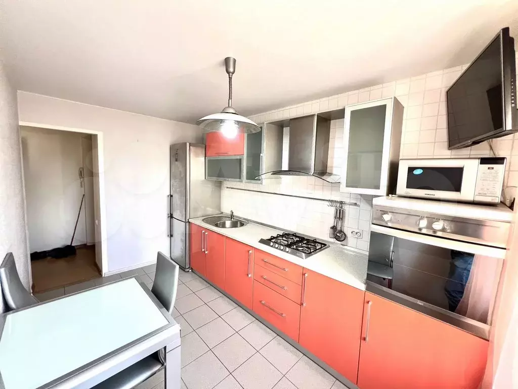3-к. квартира, 64 м, 4/9 эт. - Фото 1