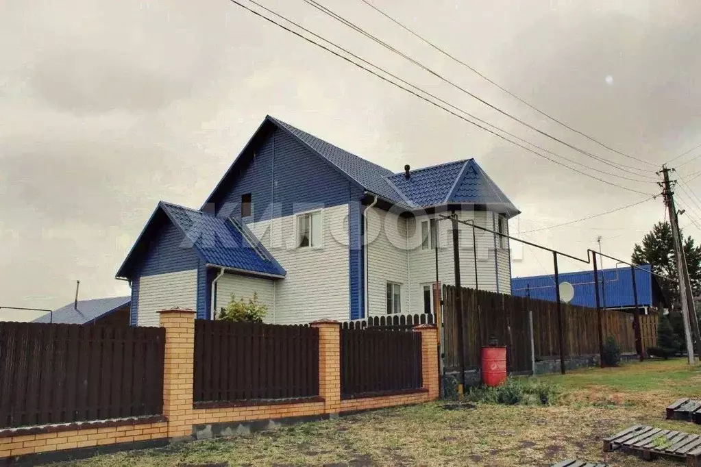 Коттедж в Новосибирская область, Колывань рп ул. Бунина (214 м) - Фото 1