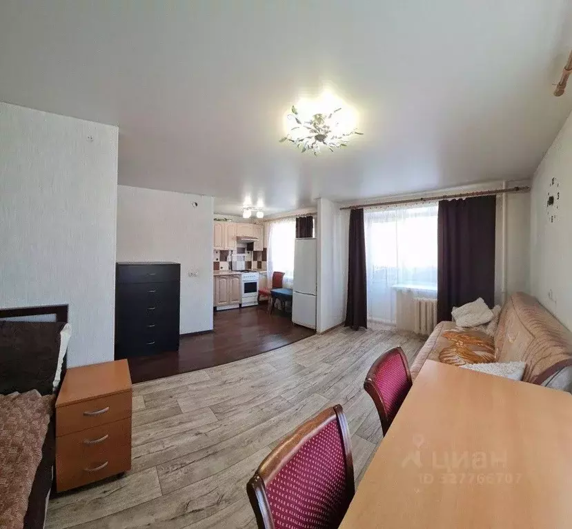 1-к кв. Свердловская область, Екатеринбург ул. Победы, 15 (31.6 м) - Фото 1