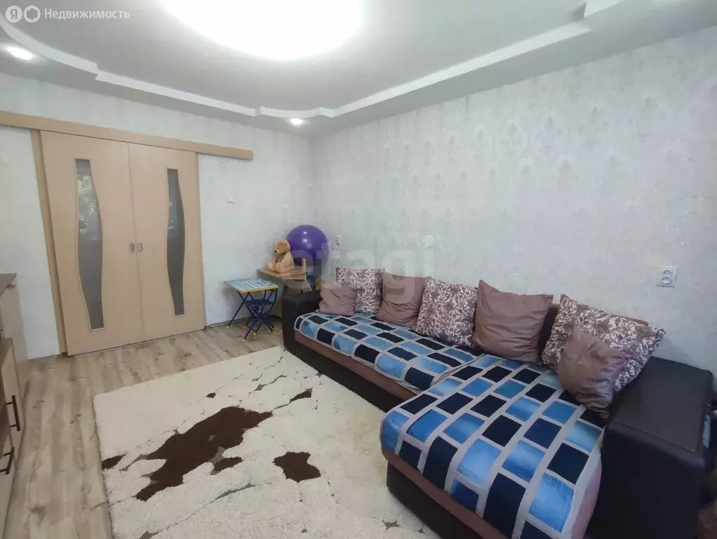 2-комнатная квартира: Чернушка, Юбилейная улица, 22А (48.9 м) - Фото 2