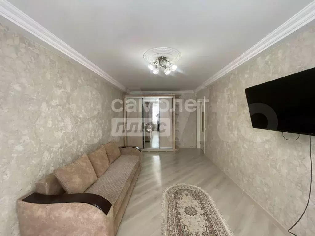 2-к. квартира, 56 м, 4/9 эт. - Фото 1