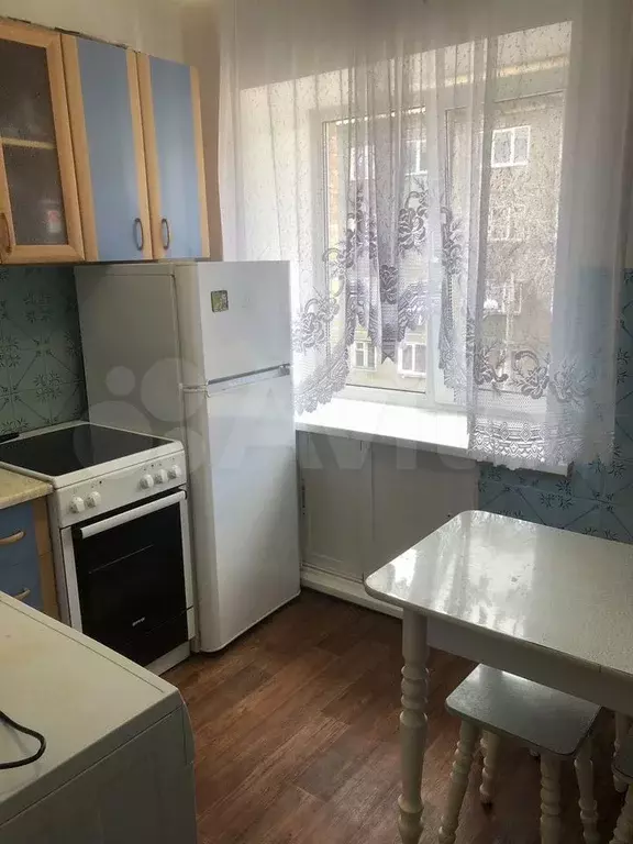 3-к. квартира, 64 м, 3/5 эт. - Фото 0