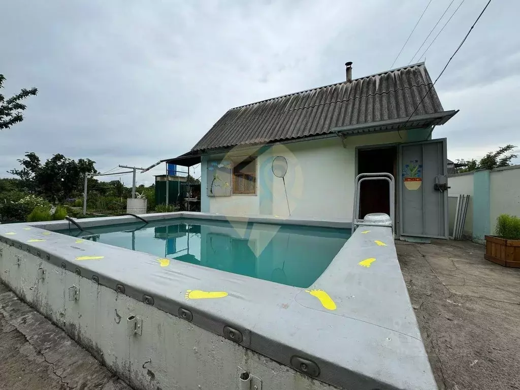 Дом в Белгородская область, Старооскольский городской округ, с. ... - Фото 1