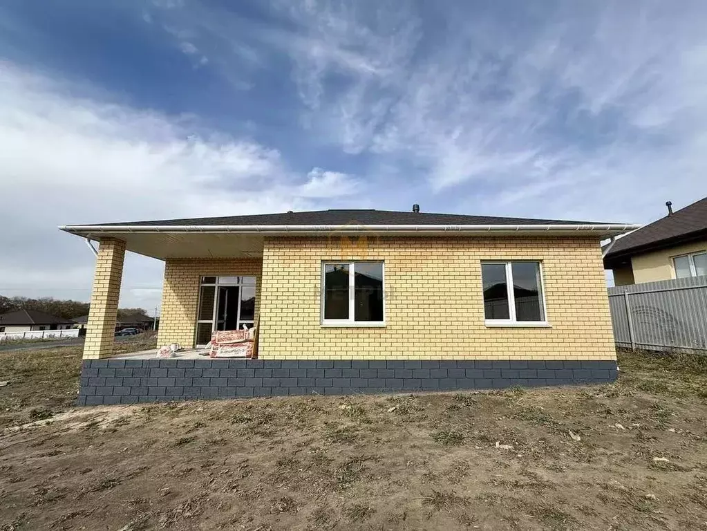 Дом в Белгородская область, Белгородский район, с. Стрелецкое ул. ... - Фото 2