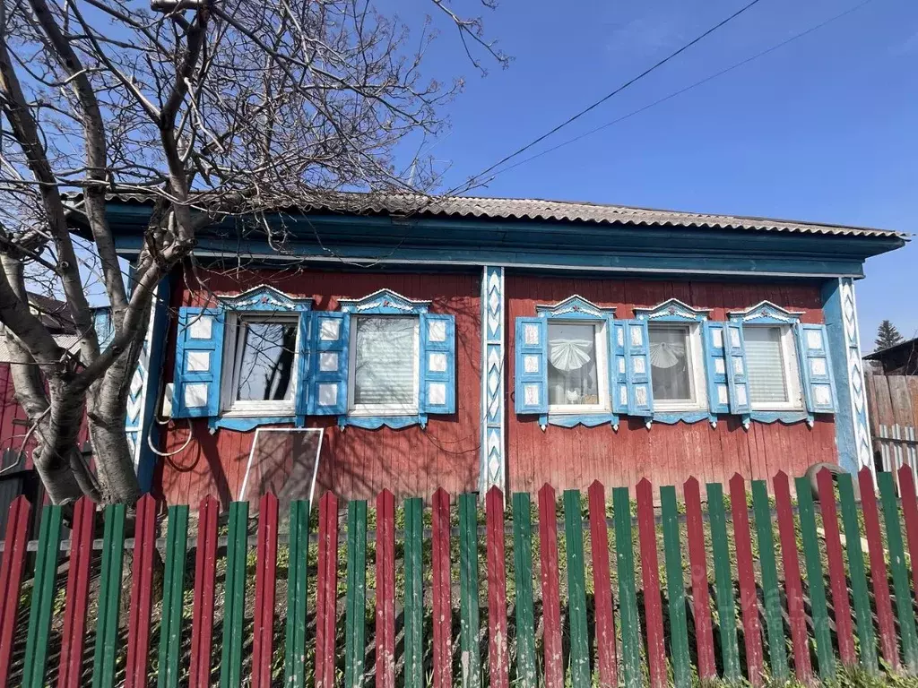 Дом в Омская область, Большеречье рп ул. Радищева, 12 (53 м) - Фото 0