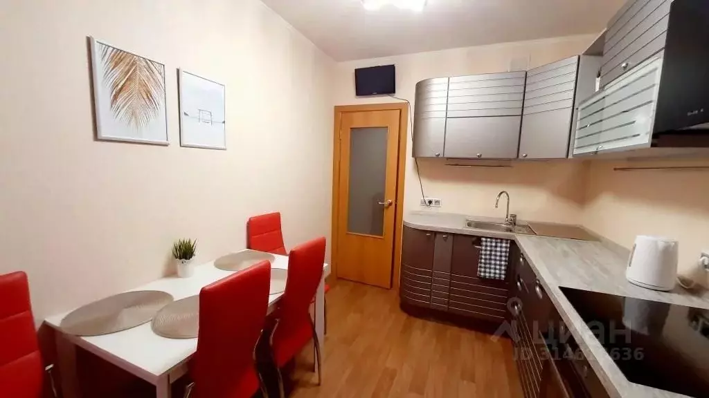 2-к кв. Пермский край, Пермь ул. Овчинникова, 35А (56.0 м) - Фото 1