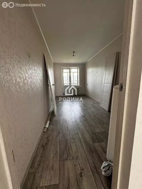3-комнатная квартира: Комсомольск-на-Амуре, улица Дикопольцева, 32к2 ... - Фото 0