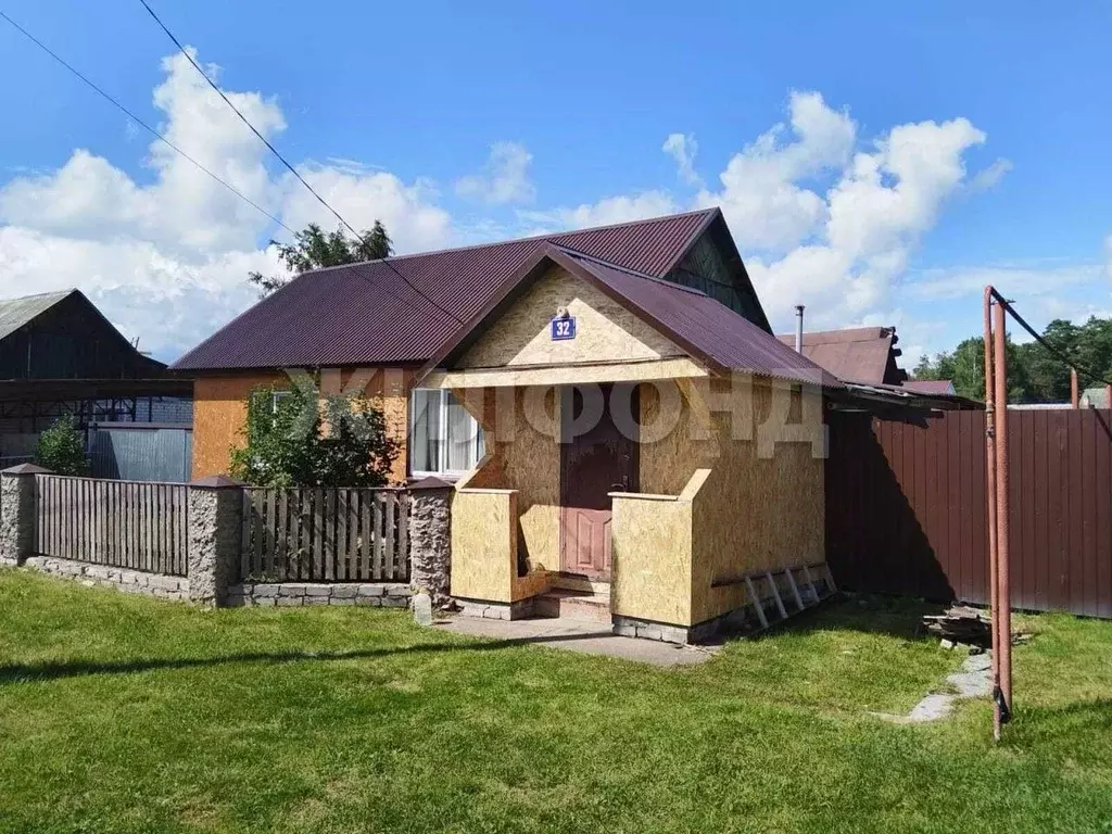 Дом в Брянская область, Сельцо пер. Гагарина (42 м) - Фото 1