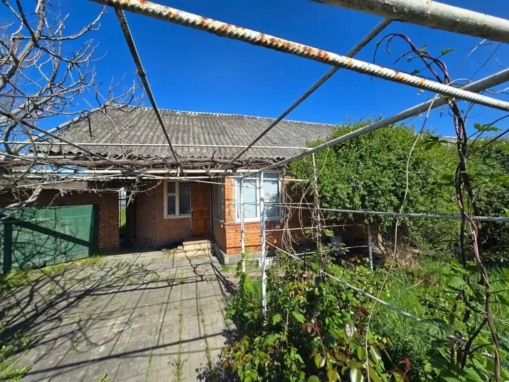 3-к кв. Краснодарский край, Северский район, Ильское городское ... - Фото 0
