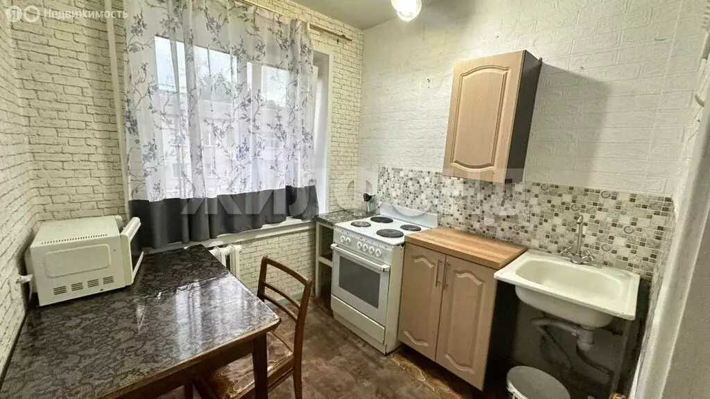 3-комнатная квартира: Прокудское, улица Есенина, 19 (46.1 м) - Фото 0