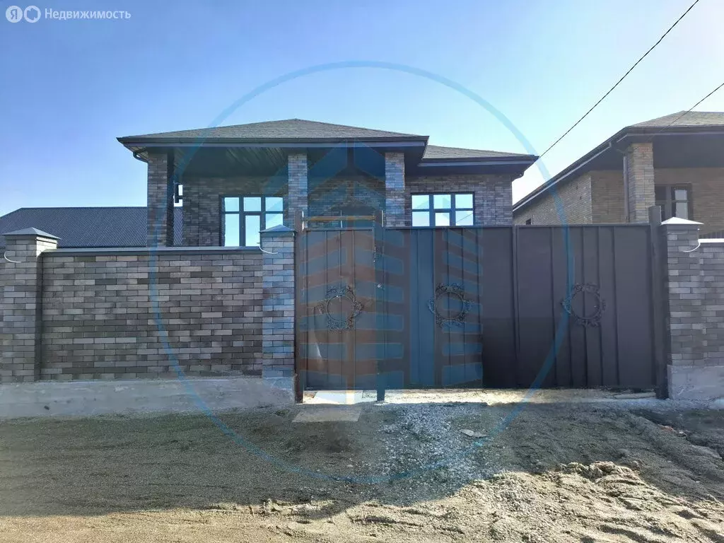 Дом в станица Ессентукская, Весёлая улица (155.9 м) - Фото 1