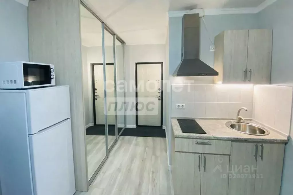 3-к кв. Москва Новороссийская ул., 25К1 (18.0 м) - Фото 0