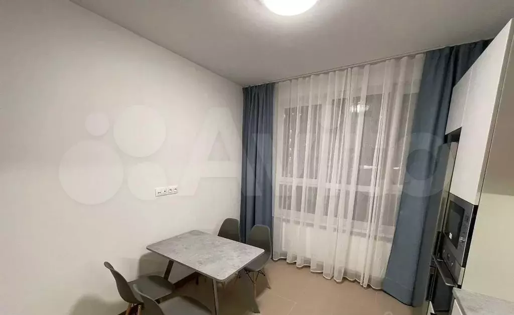 1-к. квартира, 47 м, 7/10 эт. - Фото 1