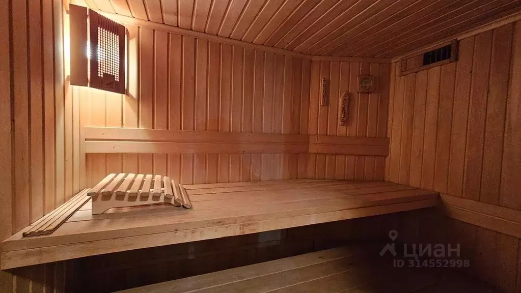 5-к кв. Челябинская область, Челябинск ул. Братьев Кашириных, 54 ... - Фото 1