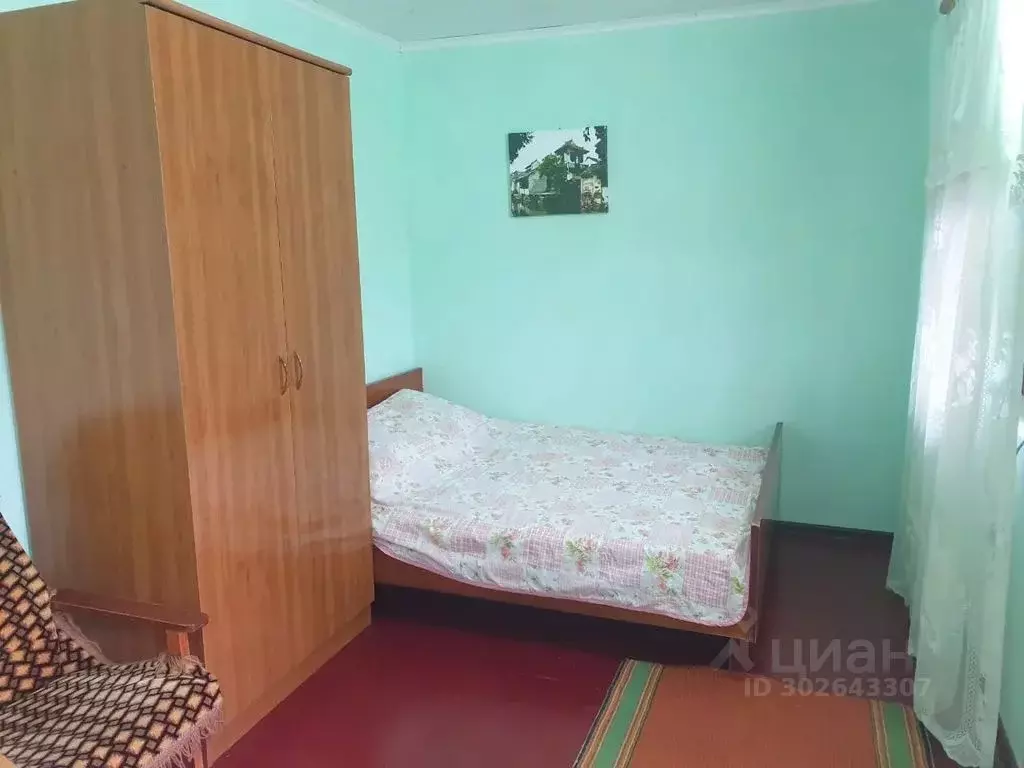 Дом в Краснодарский край, Приморско-Ахтарск ул. Мира, 94 (30 м) - Фото 0