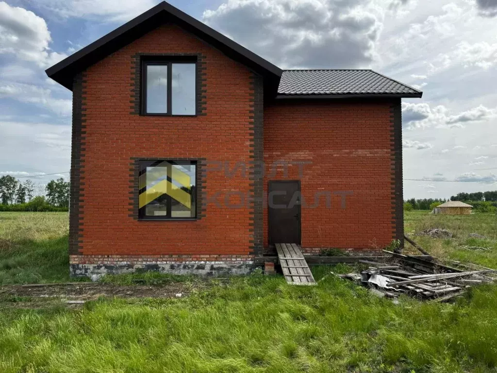 Дом в Омская область, Омский район муниципальный округ, Деревня ... - Фото 1