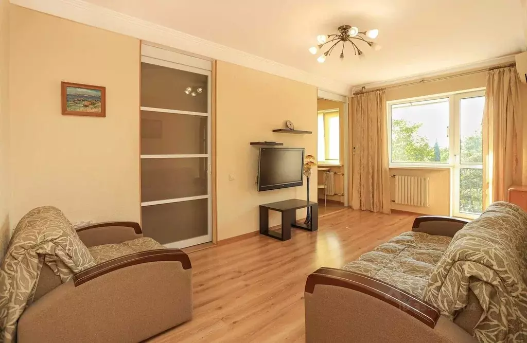 3-к кв. Севастополь ул. Ефремова, 14 (54.7 м) - Фото 1