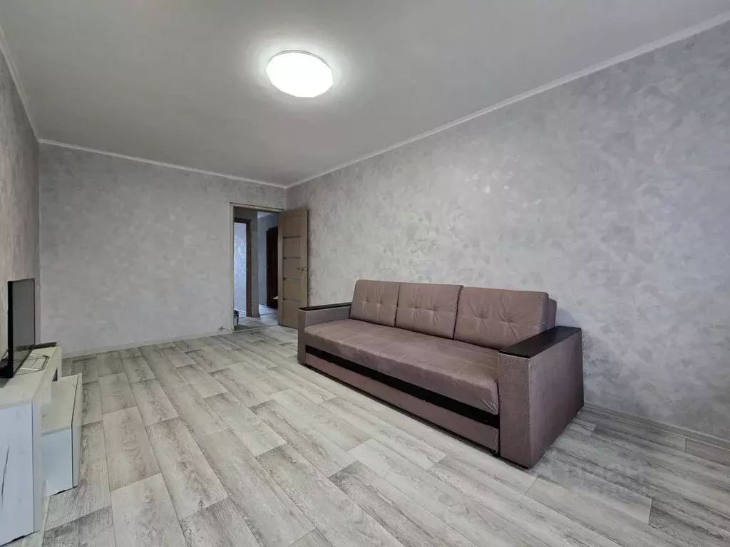 2-к кв. Волгоградская область, Волгоград ул. 50 лет Октября, 22 (50.0 ... - Фото 2