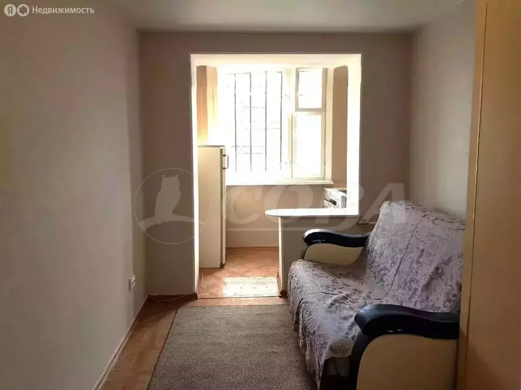 Квартира-студия: Тюмень, улица Республики, 237 (15 м) - Фото 0