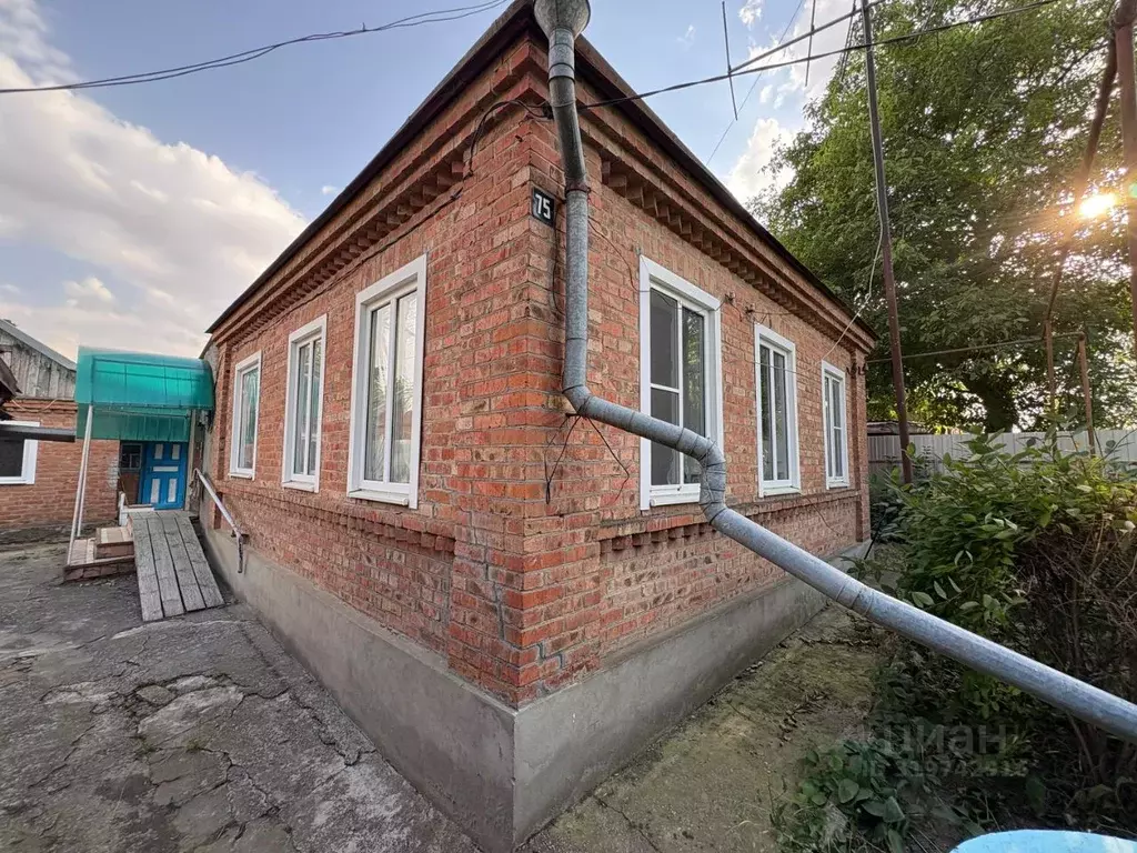 Дом в Ставропольский край, Новоалександровск Краснопартизанская ул., ... - Фото 0