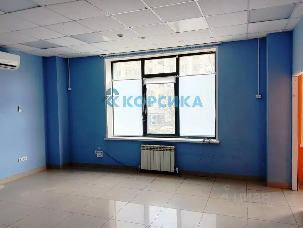 Помещение свободного назначения в Татарстан, Набережные Челны бул. ... - Фото 1