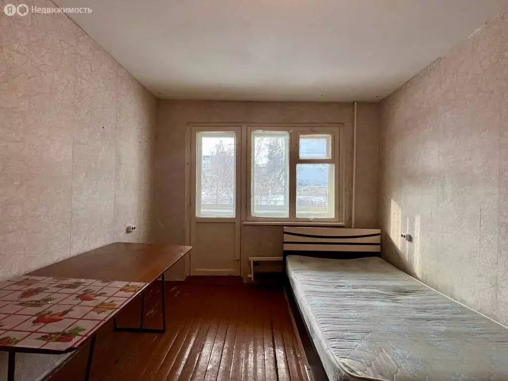 4к в 5-комнатной квартире (12.9 м) - Фото 1