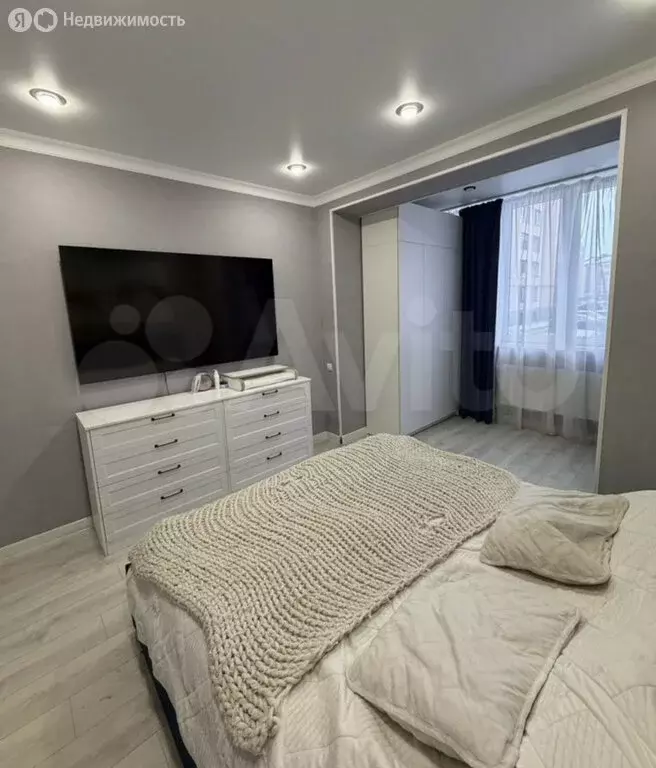 2-комнатная квартира: Владикавказ, улица Курсантов-Кировцев, 29 (68 м) - Фото 1