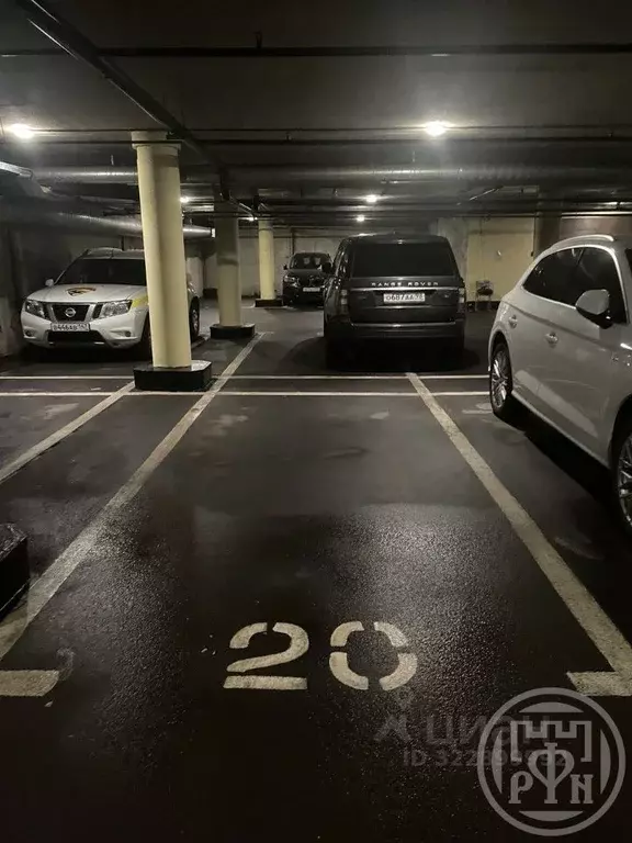 Гараж в Санкт-Петербург Большеохтинский просп., 16к1Б (15 м) - Фото 1